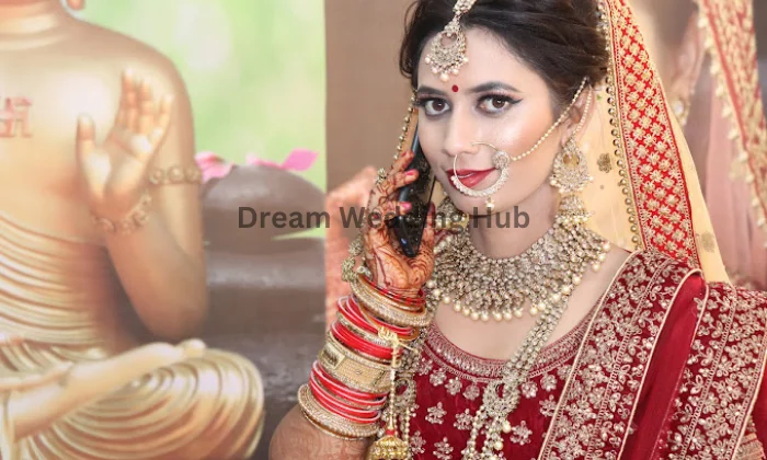 Chandla Saaks makeover